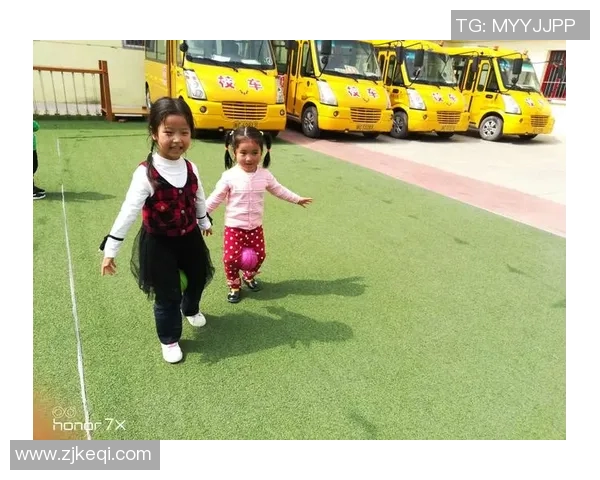 足球明星贱笑表情包带你领略幽默瞬间分享快乐时刻的最佳选择